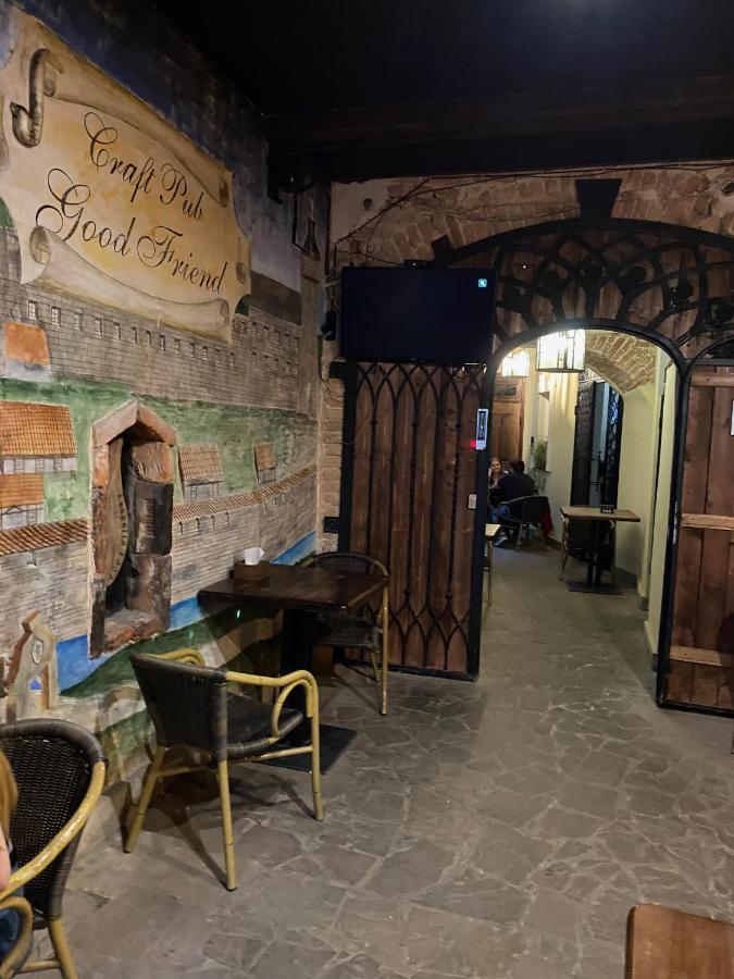 Квартира У Львові На Вулиці Лесі Українки 19 ภายนอก รูปภาพ